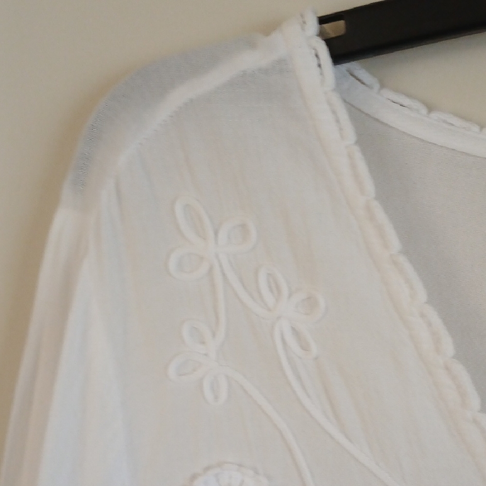 Soft Surroundings White Embroidered Boho Tunic Top/Swimsuit cover-up Large - Picture 9 of 16